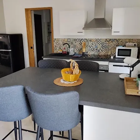 101 Barbe Apartment Cazaubon